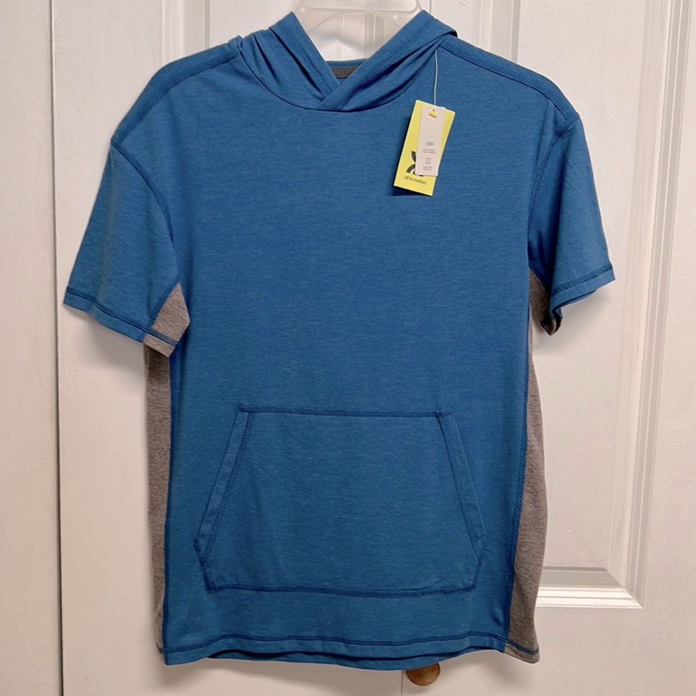 All in Motion Blue Gray Shorts Sleeve Hooded Tee Shirt Boys Size L 12/14 NWT